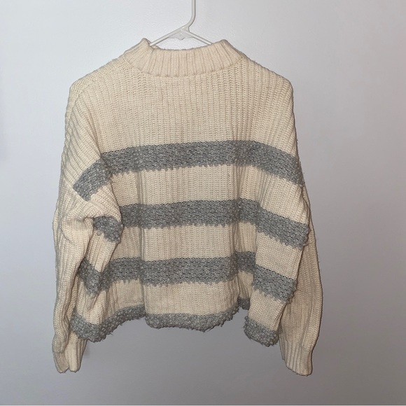NWOT Lou and Grey White/Cream and Grey Striped Sweater mixed textures size large - Picture 4 of 4